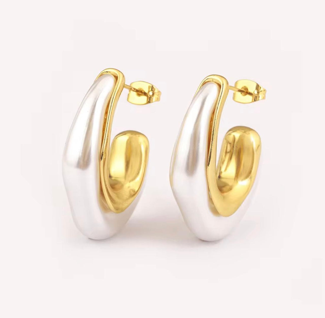 Arkaee Aura Pearl Hoops