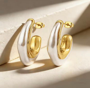 Arkaee Aura Pearl Hoops